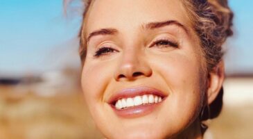 Lana Del Rey dévoile Watercolor Eyes, son nouveau titre pour la série Euphoria (AUDIO)