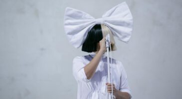 Sia se confie après la controverse sur son film : "J'étais suicidaire, j'ai rechuté" !