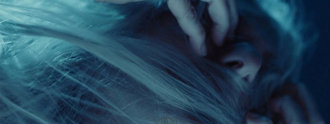 Muse est de retour avec le titre Won’t Stand Down et son clip délirant (VIDEO)