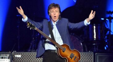 La basse de Paul McCartney s'envole à un prix énorme lors d'un vente aux enchères !