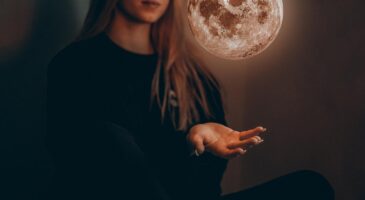 Astro : 3 choses à faire pendant la Pleine Lune en Verseau du 22 août