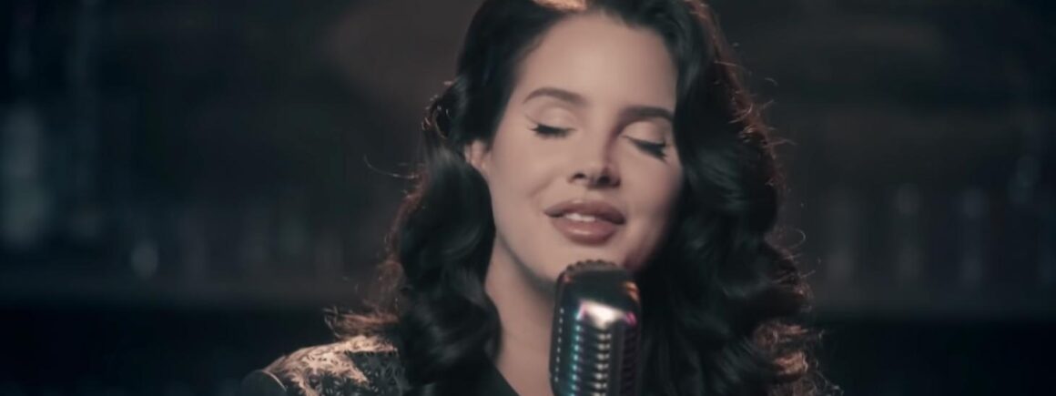 Lana Del Rey célèbre ses 36 ans, retour sur ses meilleures performances en live (VIDEOS)