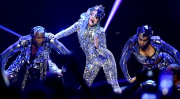 Lady Gaga reporte son concert au Stade de France à l'année prochaine !