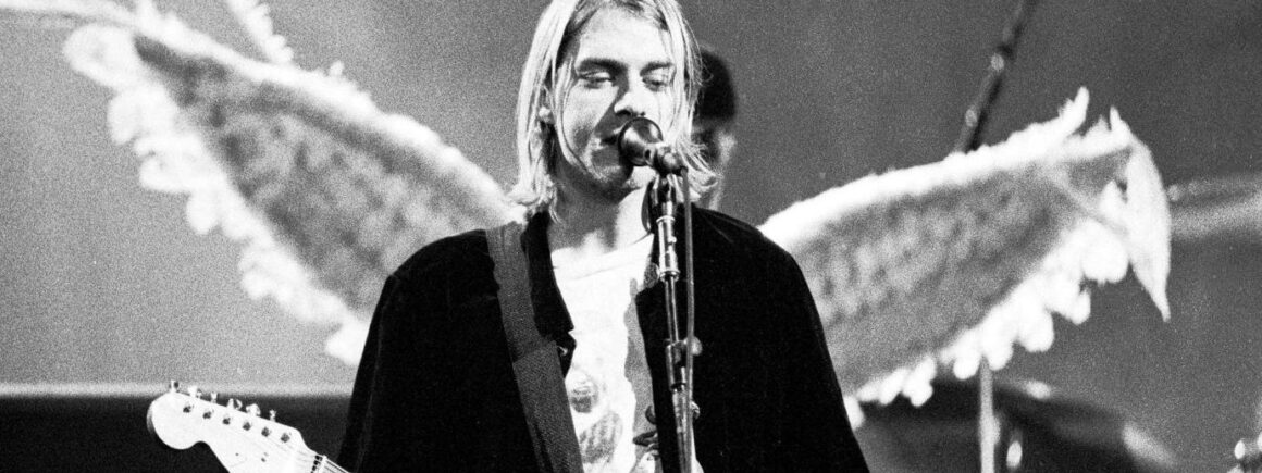 Nirvana : Yves Saint Laurent vend du merch… à 4000 dollars