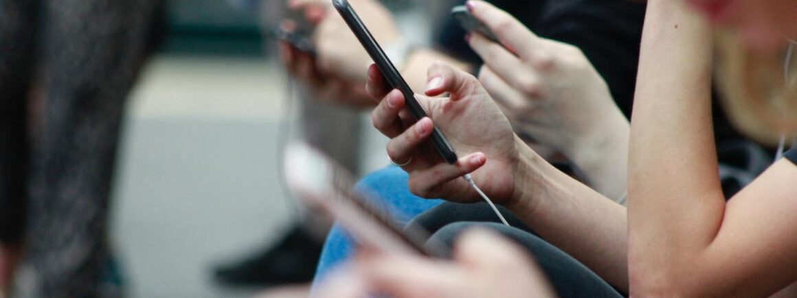 Bienvenue Chez Clément – Afterwork Europe 2 : En Islande, il existe une application pour éviter l’inceste !