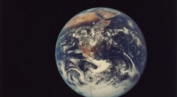 Bienvenue chez Clément : Comment la Terre a t-elle été créée ?