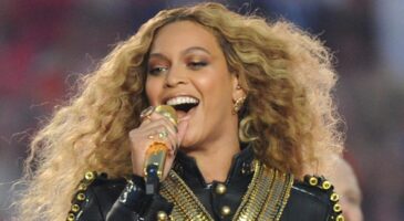 Super Bowl 2016 : Quand la "presque" chute de Beyoncé devient un GIF hilarant !