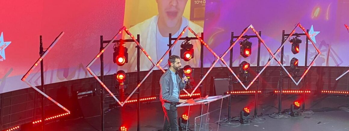 Les Etoiles de la Nouvelle Scène Europe 2 : Victoire de Tom Gregory pour la Révélation artiste ou groupe international de l’Année !