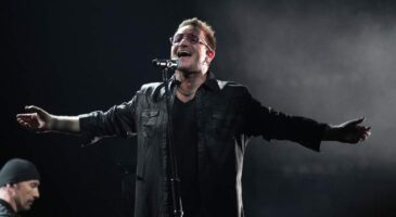U2 : Miley Cyrus et Jessie J rejoignent le groupe sur scène pour chanter "One"