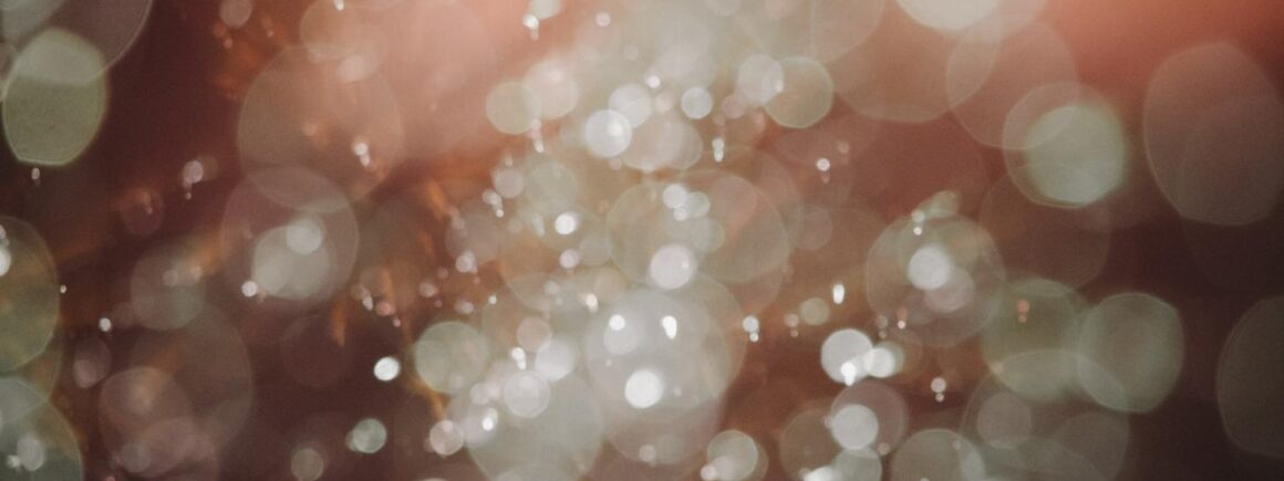 Bienvenue Chez Clément – Afterwork Europe 2 : Pékin souhaite bannir les strip-tease lors des enterrements