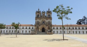 Bienvenue Chez Clément : Au Portugal, il existe un monastère bien particulier...