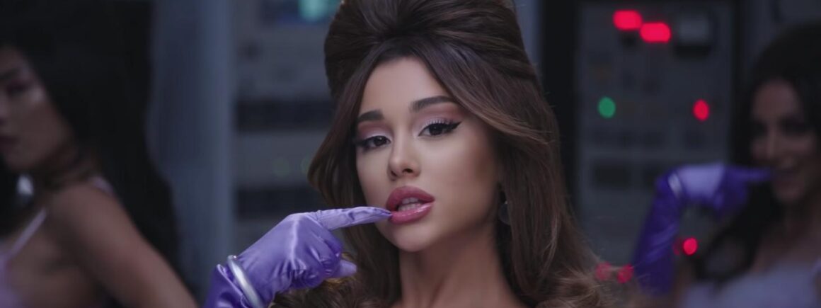 Ariana Grande ose tout dans le clip de son titre 34+35 (VIDEO)