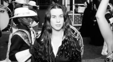 Dans l'iPhone de Manu : On commence la semaine avec Hand in my Pocket de Alanis Morissette !