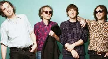 Phoenix revient avec Identical, son premier single en trois ans