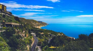 La Matinale Europe 2 : La Sicile va rembourser une partie des billets d'avion et des frais d'hôtel des touristes !