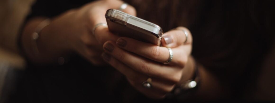 Bienvenue Chez Clément – Afterwork Europe 2 : Voici les signes les plus actifs sur Tinder !