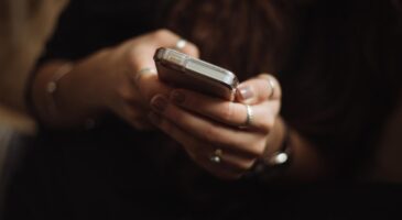 La Matinale Europe 2 : Voici les signes les plus actifs sur Tinder !