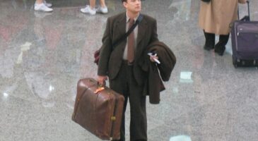 La Matinale Europe 2 : Un touriste allemand reste bloqué 56 jours à l'aéroport de New Delhi