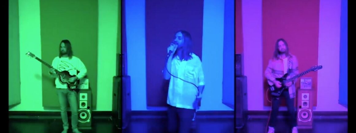 Live Réseaux Sociaux : Regardez la prestation époustouflante de Tame Impala (VIDEO)