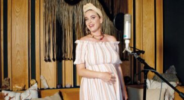 Katy Perry dévoile l'échographie de sa fille (VIDEO)