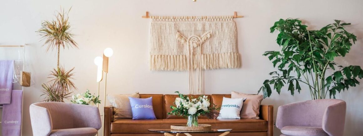 Bienvenue Chez Clément – Afterwork Europe 2 : Alerte, on a la liste de tout ce qu&rsquo;il faut avoir chez soi pour être heureux !