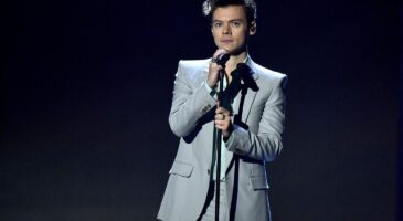Harry Styles dévoile le clip poignant de Falling (VIDEO)