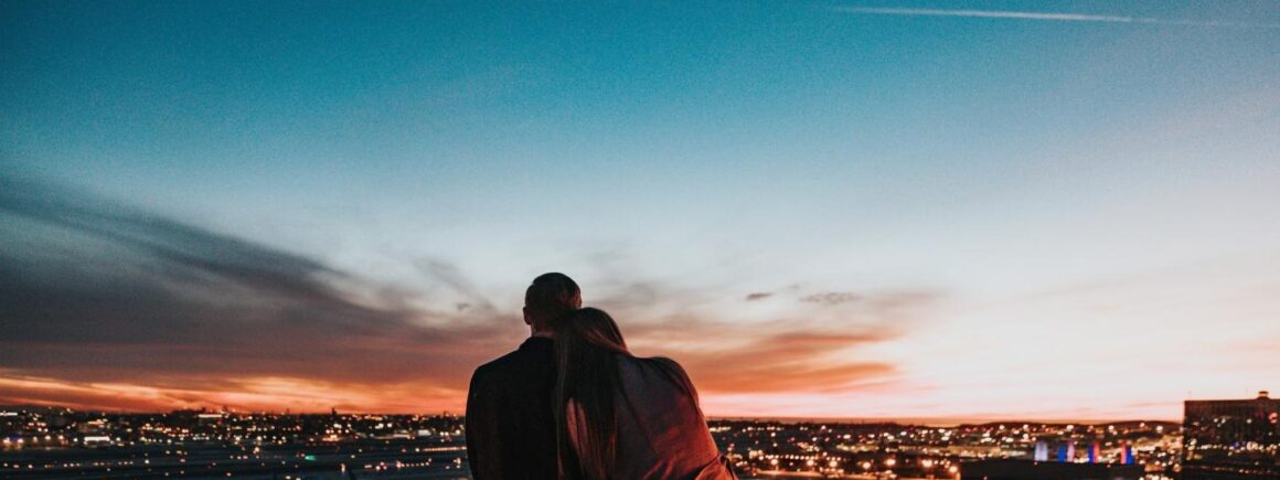 Sauver une poule pour 7 euros, le petit dej&rsquo; de Cyril Lignac et ce que les signes astro veulent vraiment dans le Top Insolite !