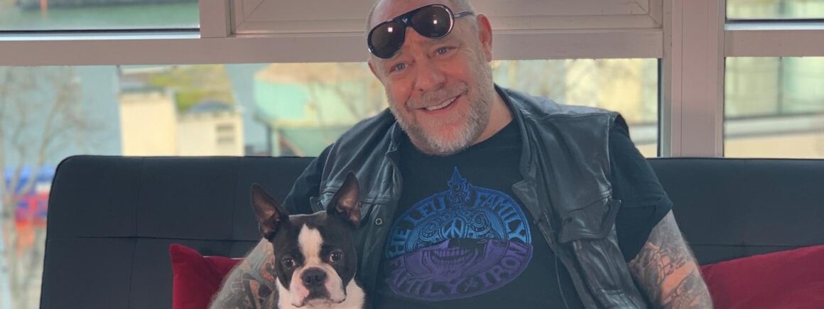 Regardez l’interview de Tin-Tin, le plus célèbre des tatoueurs (VIDEO)