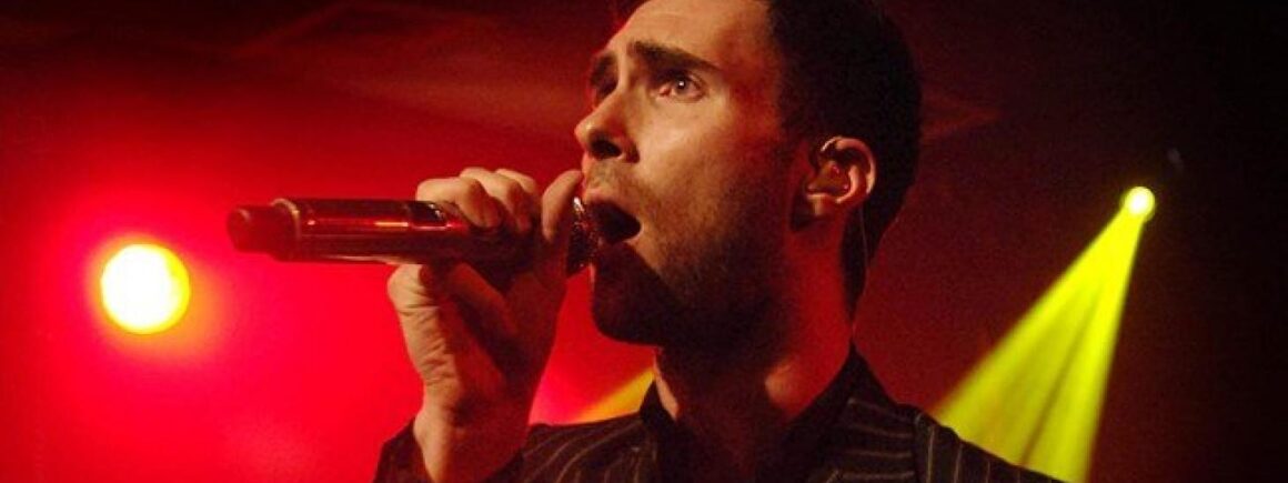 Maroon 5 rend un bel hommage à Kobe Bryant avec Memories (VIDEO)