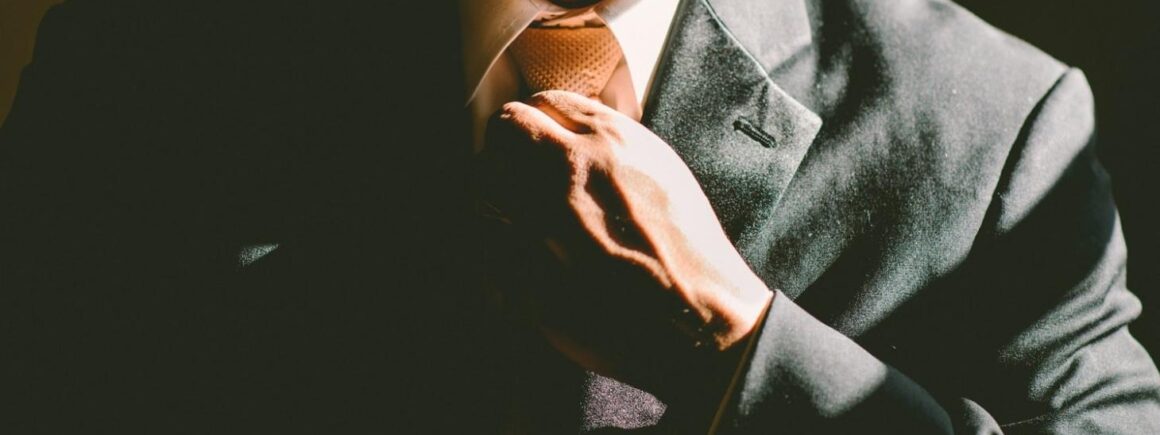 Bienvenue Chez Clément – Afterwork Europe 2 : N&rsquo;en portez plus, les cravates nuisent à votre santé !