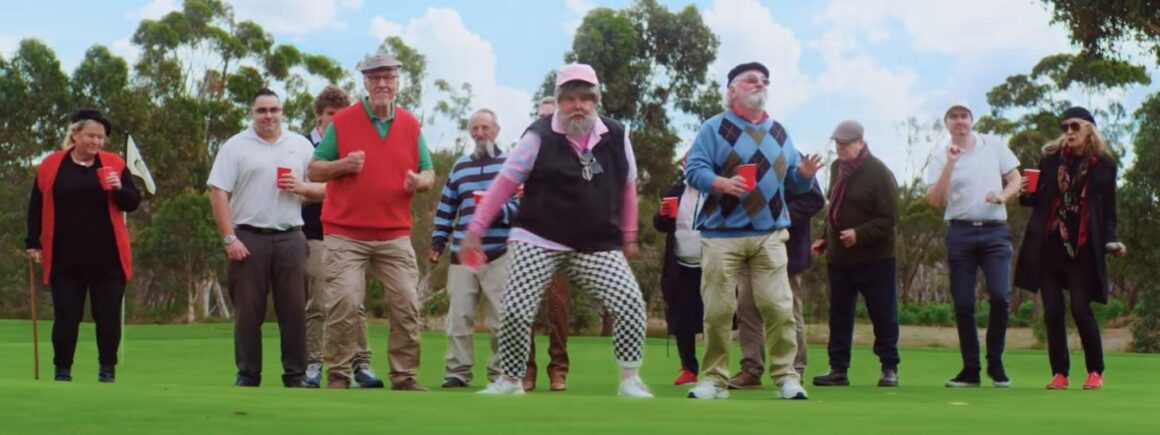 Tones and I continue de battre des records avec son titre Dance Monkey