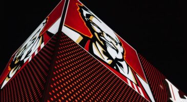 La Matinale Europe 2 : KFC, le secret du bonheur et un voyage sur la lune... les news qu'il ne fallait pas manquer !