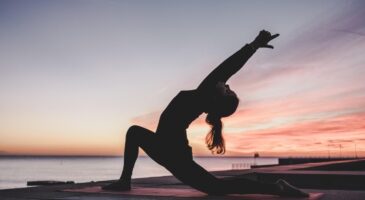 La Matinale Europe 2 : Le Drunk Yoga, la nouvelle tendance qui nous vient tout droit de New York !