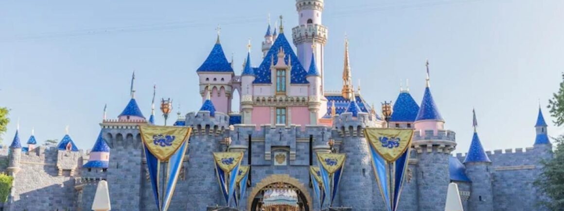 Bienvenue Chez Clément – Afterwork Europe 2 : Disney construit sa ville dans la vallée de Coachella