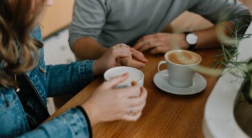 La Matinale Europe 2 : 57% des gens seraient séduits uniquement grâce à...