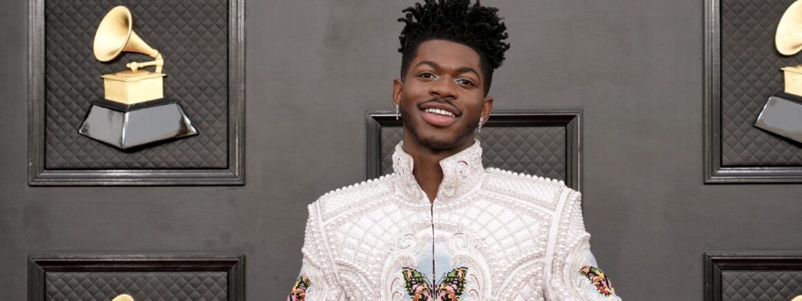Lil Nas X signe l’hymne de League of Legends avec Star Walkin’