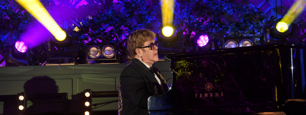 Elton John : Un documentaire sur sa tournée d’adieux arrive sur Disney+ !