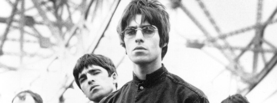 Oasis : Quand toute une foule chante Wonderwall à Noel Gallagher dans un restaurant (VIDEO)