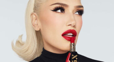 gwen-stefani-decore-ses-toilettes-avec-des-tabloids