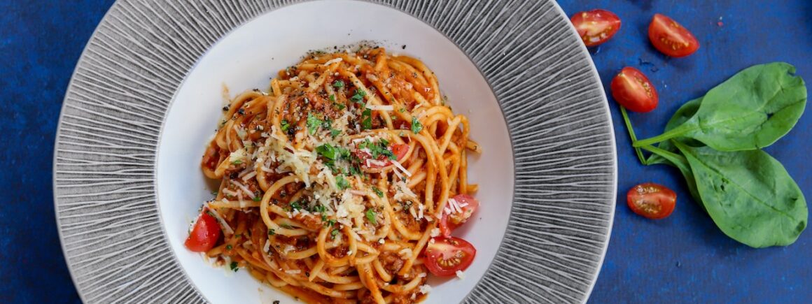 Le Morning Sans Filtre : Elle garde 50kg de pâtes et 104 pots de sauce tomate dans son garage