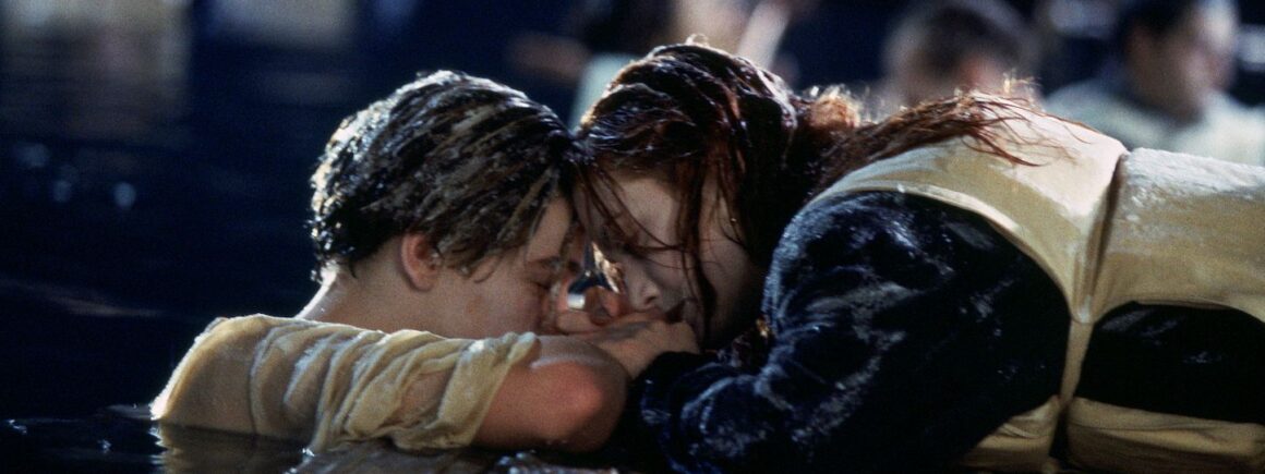 Titanic : James Cameron admet que Jack (Leonardo DiCaprio) aurait pu survivre