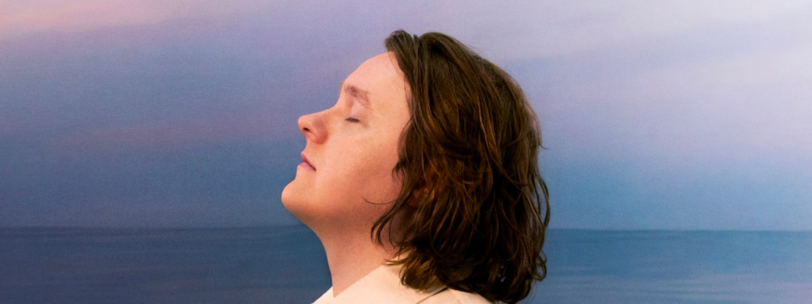 Lewis Capaldi dévoile Wish You The best, un nouveau single (VIDEO)