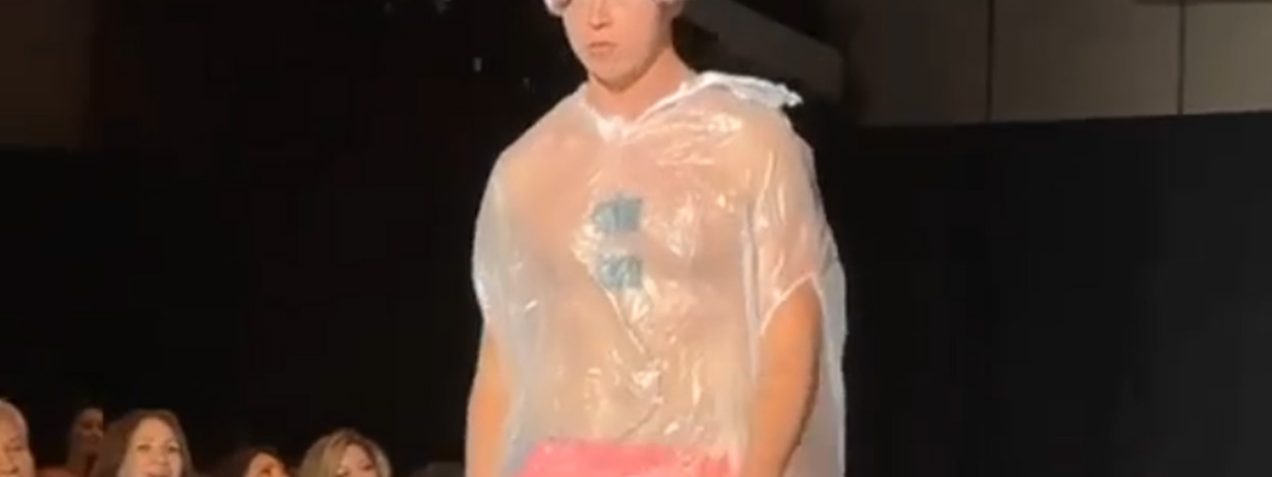 Samedi un individu s’est infiltré sur le podium de la Fashion Week