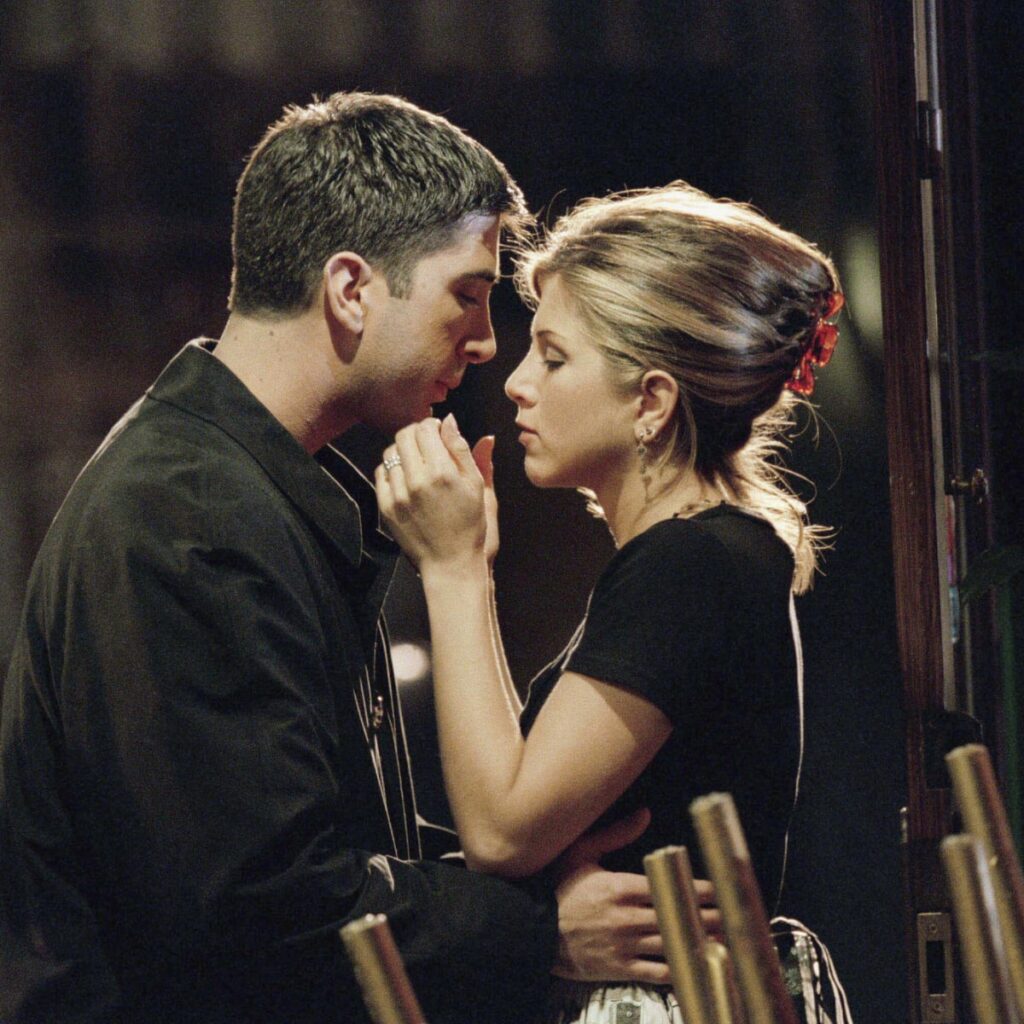 Les caries se transmettent-elle via le baiser ?