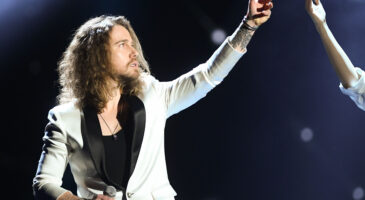 Julien Doré annonce une tournée