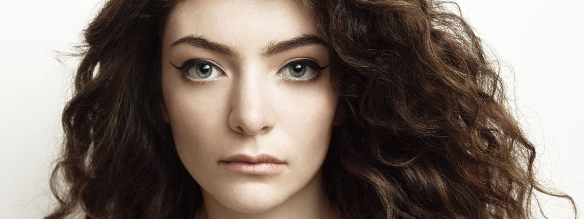 Lorde lâche une reprise stylée du « Take Me to the River » des Talking Heads