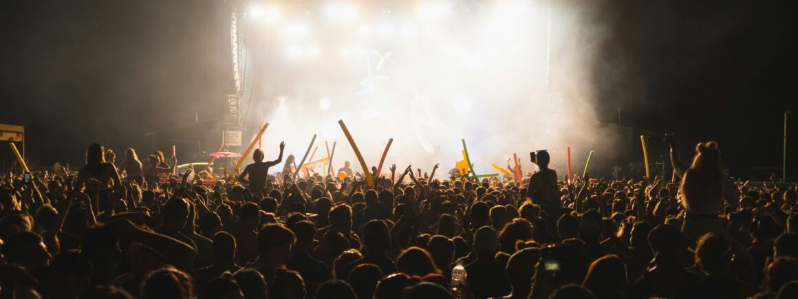 L’Été des Festivals avec Europe 2 : Une Saison Inoubliable