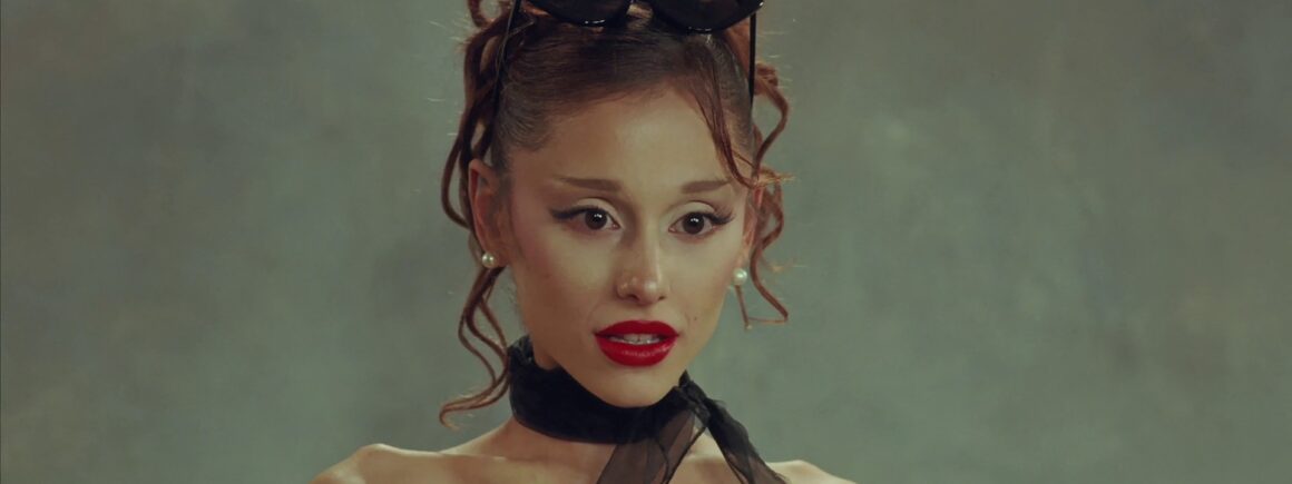 Ariana Grande prend du recul : et franchement, elle a bien raison